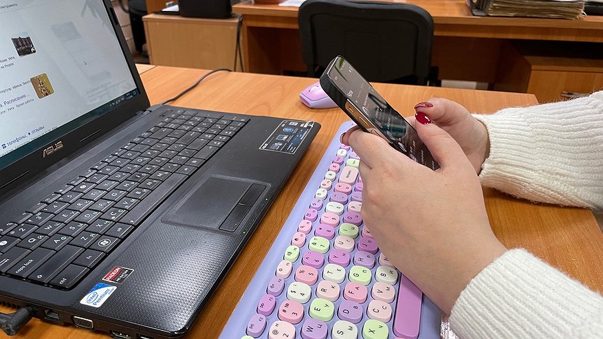 Главная картинка новости: Жительница Коми перечислила лжесотрудникам Госуслуг и ФСБ 1,4 миллиона рублей