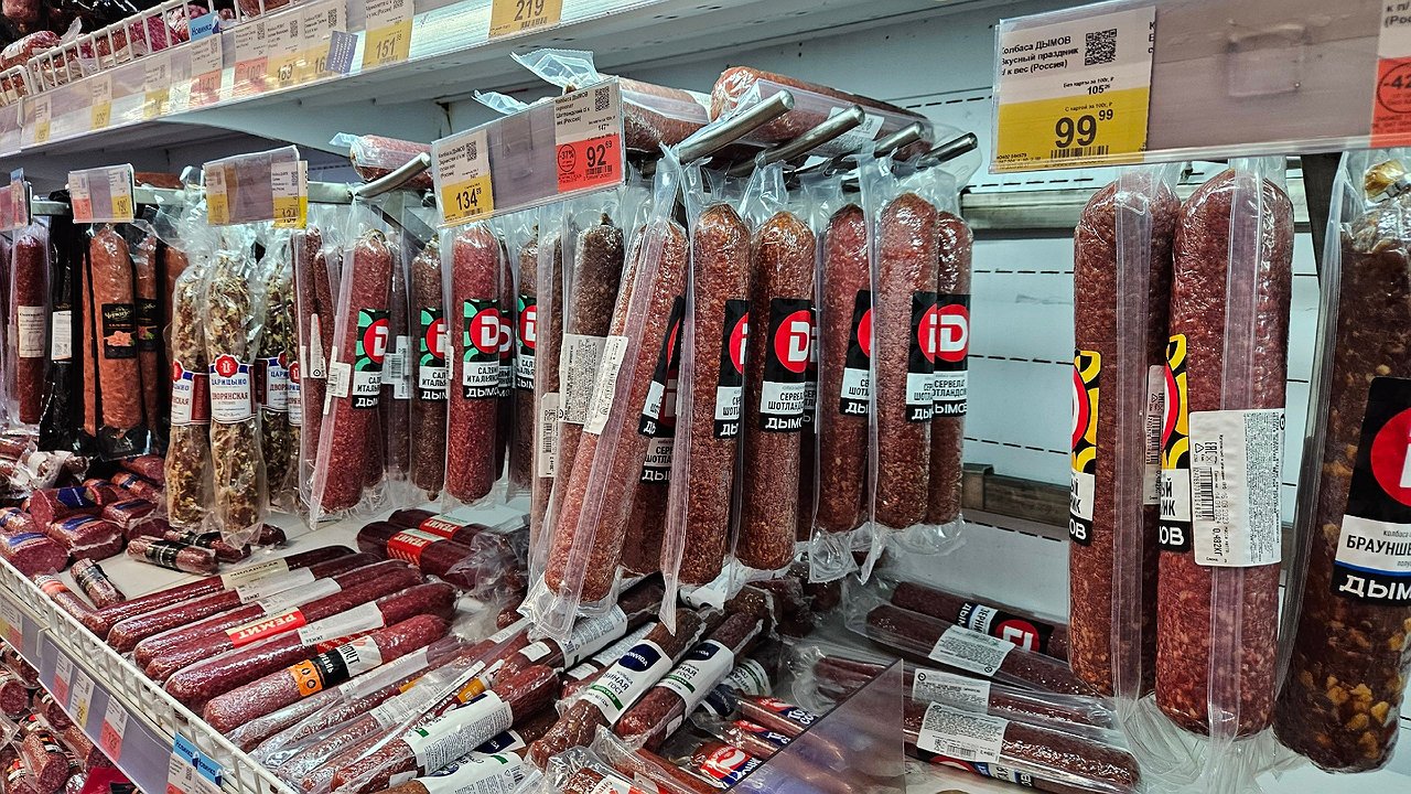 Главная картинка новости: Россиянам объяснили, какие продукты стоит исключить на Новый год