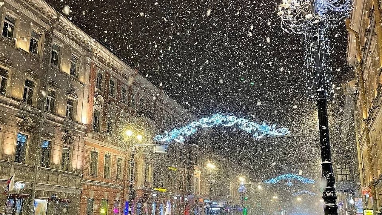 Главная картинка новости: Готовьтесь: Сильные морозы обрушатся на Россию — названа дата