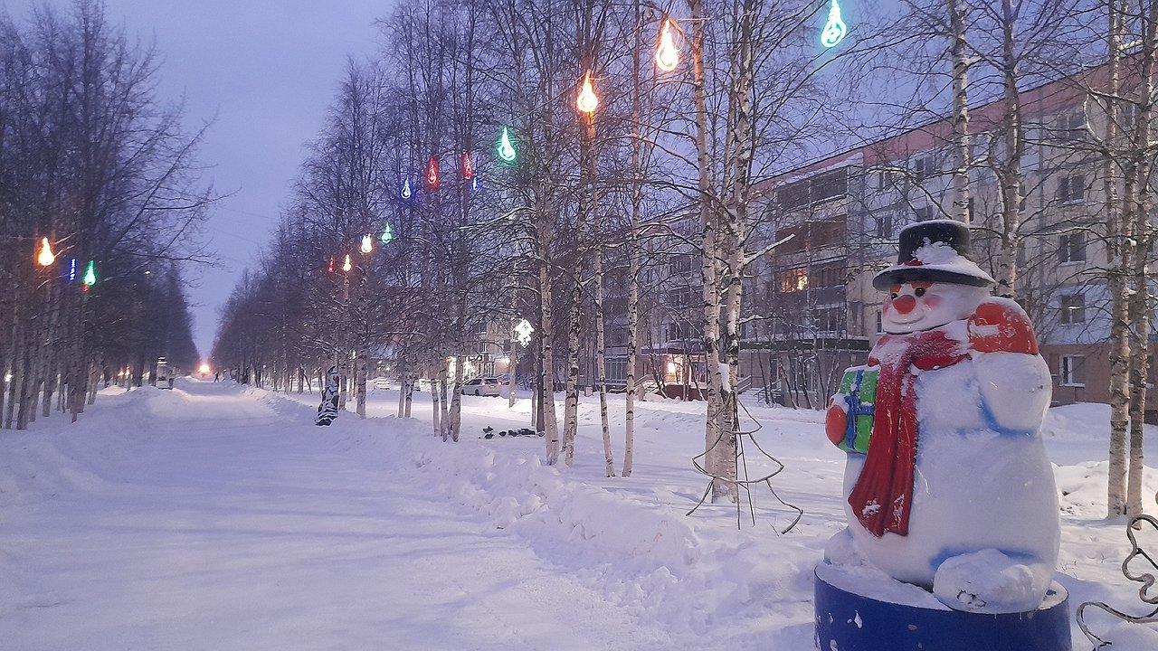 Главная картинка новости: Выходные перенесли из-за обстановки в стране: новогодние каникулы 2024-2025 уже не будут такими, как прежде