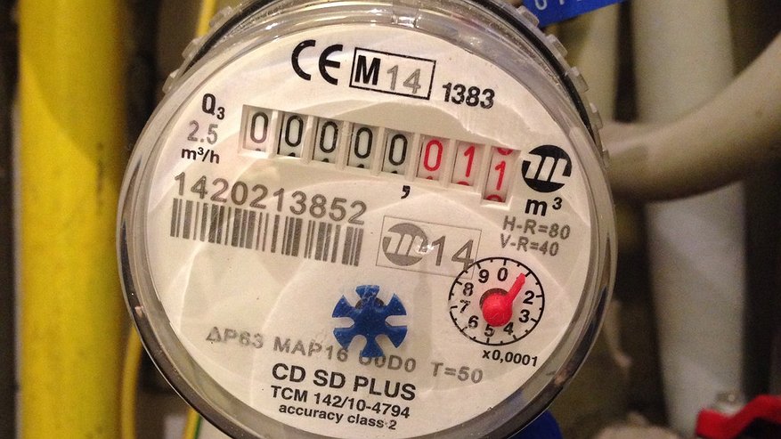 Главная картинка новости: Плата за воду и по счетчику, и по нормативу: новые правила с 1 января - что изменится