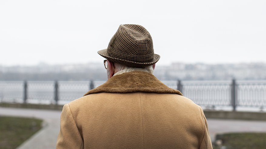 Главная картинка новости: «Проверят абсолютно каждого». С 9 января пенсионеров в возрасте от 60 до 85 лет ожидает новый сюрприз