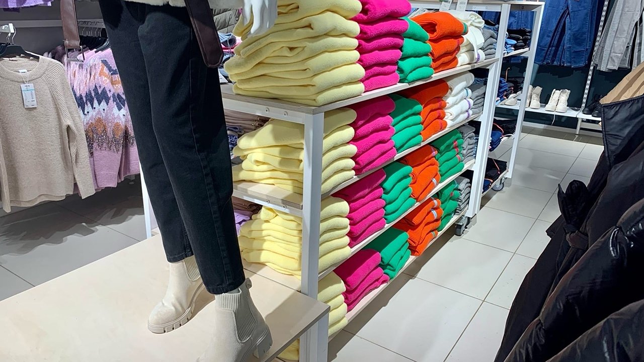 Главная картинка новости: Житель Коми стал жертвой неизвестного продавца футболок