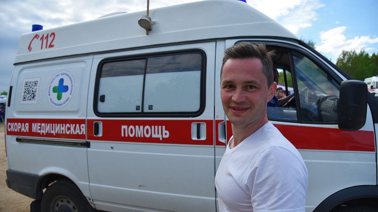 Главная картинка новости: Минздрав Коми напомнил о правиле трех часов при инсульте