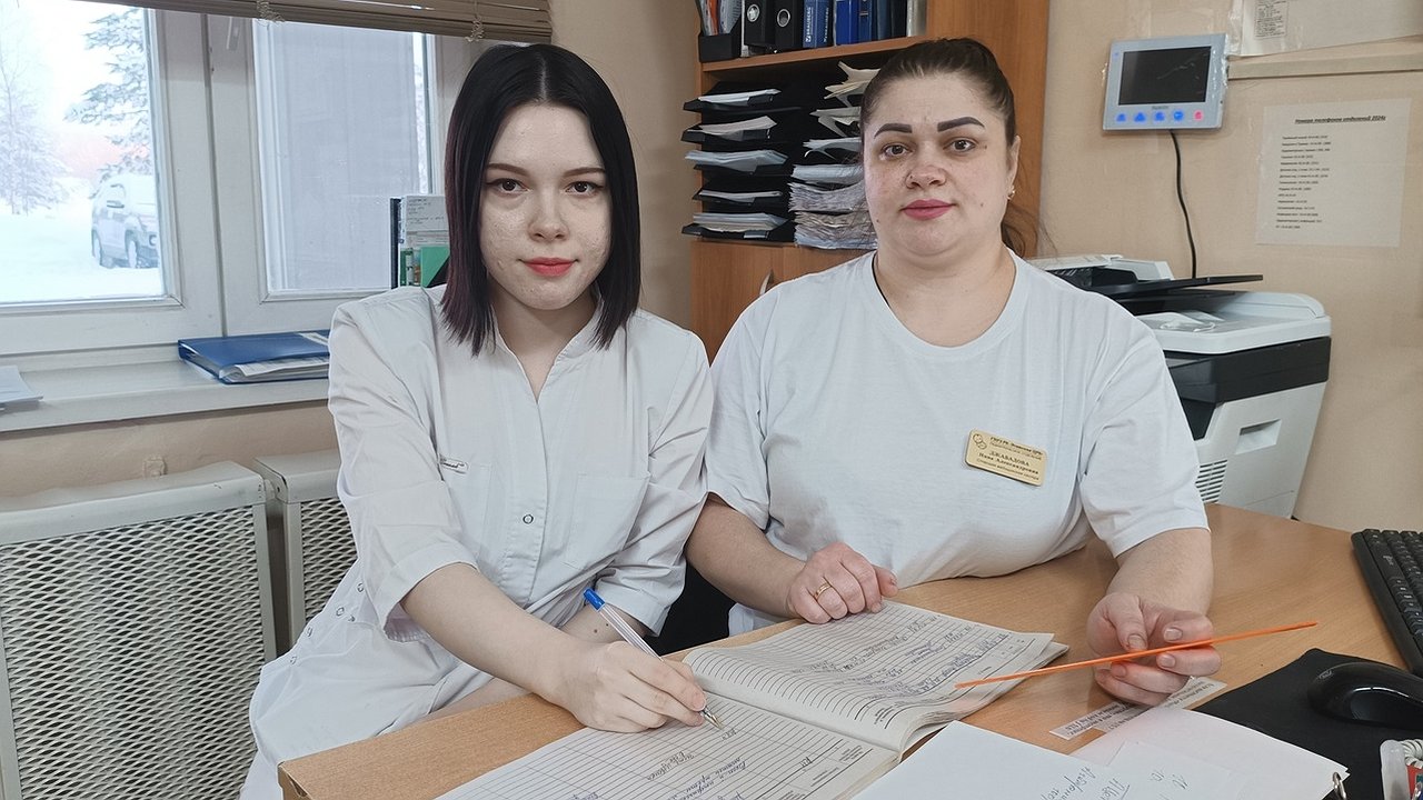 Главная картинка новости: Молодые кадры для медицины: как Усинская ЦРБ готовит будущих специалистов 