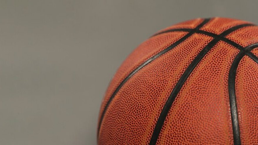 Главная картинка новости: Усинские спортсменки завоевали бронзу в первенстве Республики Коми по баскетболу