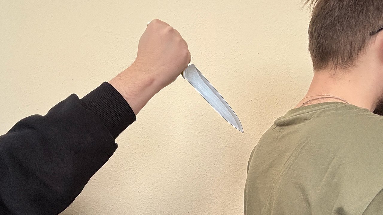 Главная картинка новости: В Коми житель Карачаево-Черкесской Республики выслушал приговор за нападение с ножом на врача