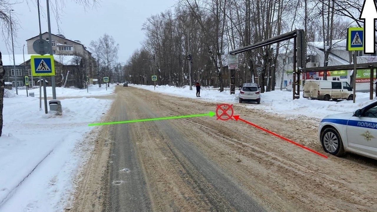 Главная картинка новости: В Коми под колеса машин попало две пенсионерки 