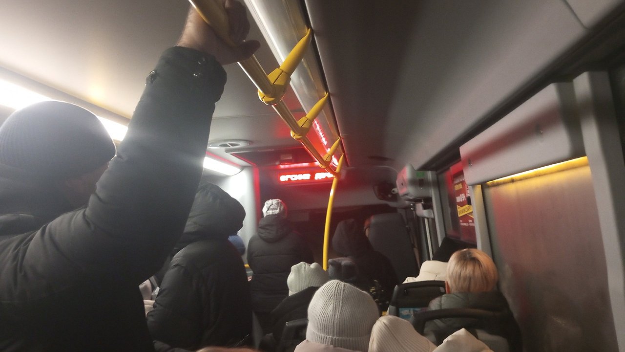 Главная картинка новости: Прокуратура Усинска требует обеспечить транспортную безопасность автобусных перевозок