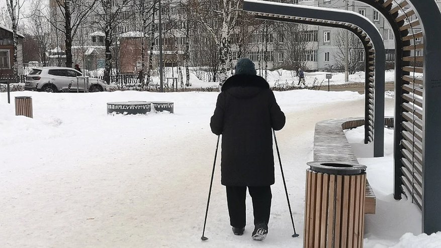 Главная картинка новости: Пенсионный возраст повысят на 4 года. Неприятный сюрприз ждет граждан с 1 марта
