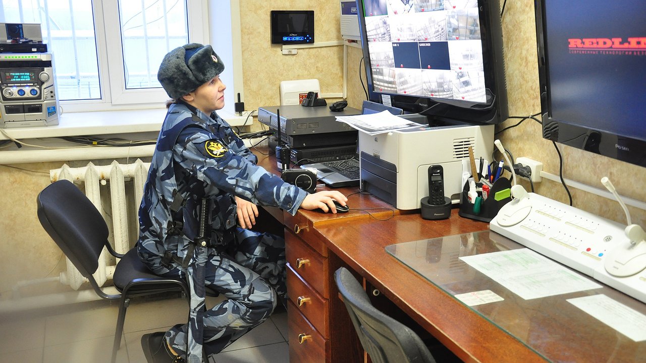 Главная картинка новости: Без происшествий: итоги работы приставов в судах Коми в 2024 году