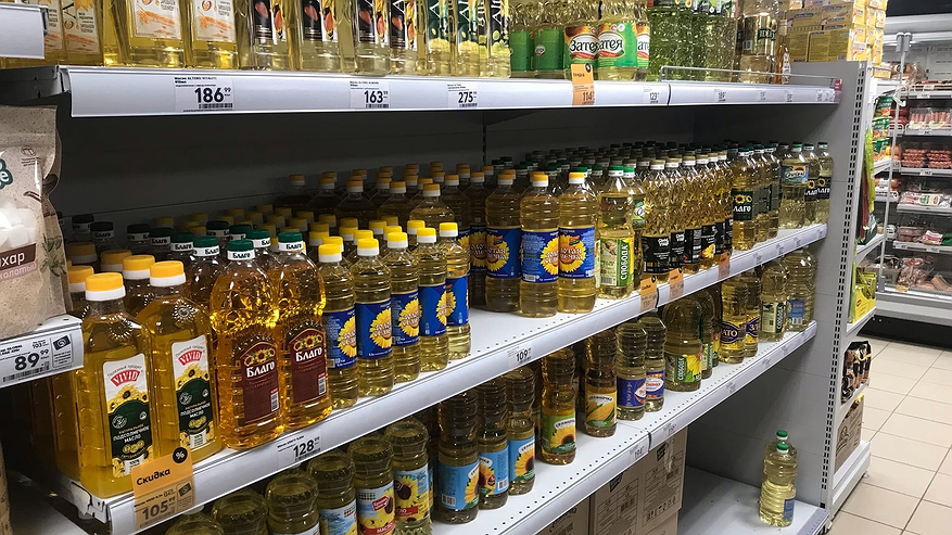 Главная картинка новости: Это масло берите по 4 бутылки: в Роскачестве назвали лучшие бренды подсолнечного масла для блинов на Масленицу