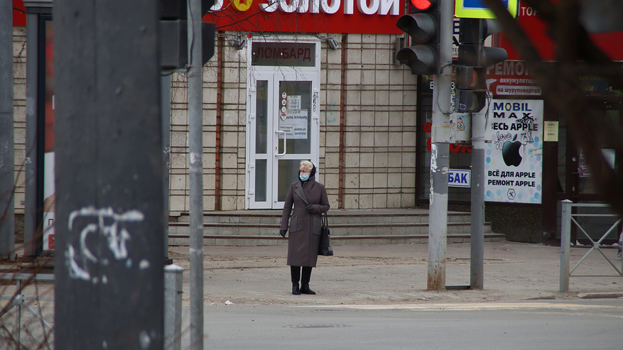 Главная картинка новости: Пенсионеры получили пенсии за март и ошалели