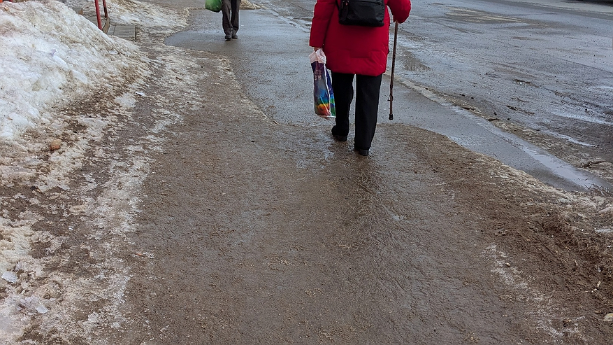 Главная картинка новости: Пенсионерам 18-19 марта зачислят на карту разовую выплату с четырьмя нулями