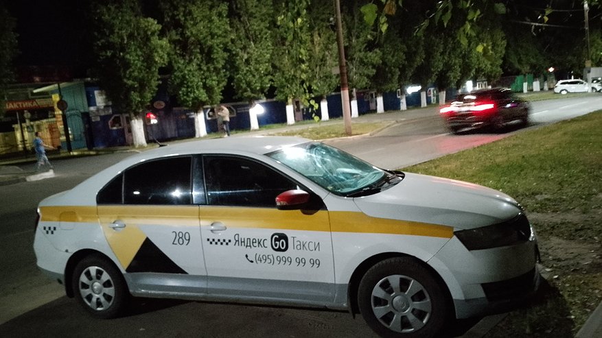 Главная картинка новости: Спрос на водителей такси в Коми за год вырос на 68%