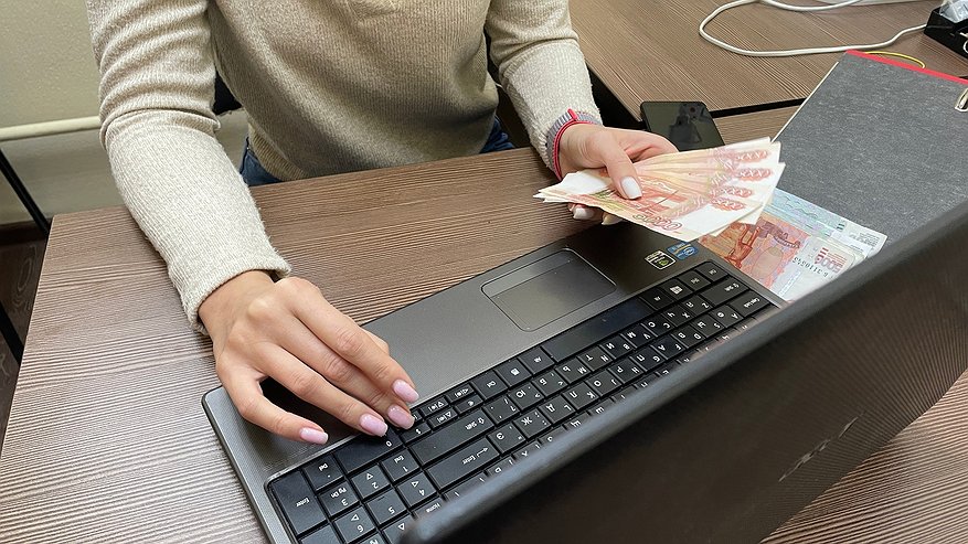 Главная картинка новости: Жительница Коми обвиняется в мошенничестве при получении микрозаймов