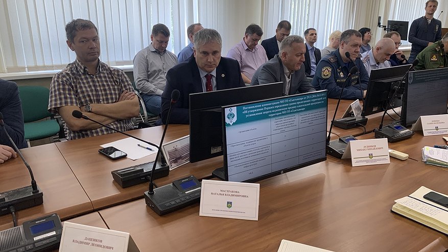 Главная картинка новости: Иноагенты не смогут стать помощниками депутатов Госсовета Коми