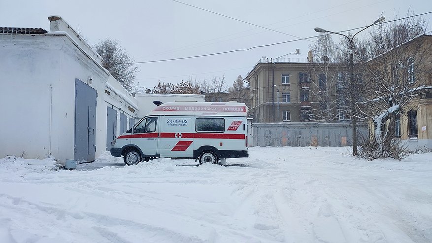 Главная картинка новости: В Коми школьник хотел украсть в магазине алкоголь и побил продавщицу