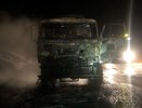 В Усинске на трассе вспыхнул КамАЗ 