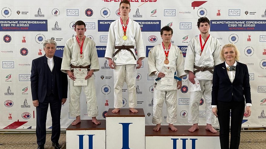 Главная картинка новости: Дзюдоисты из Коми блеснули на отборочных соревнованиях СЗФО и завоевали путевки на Спартакиаду