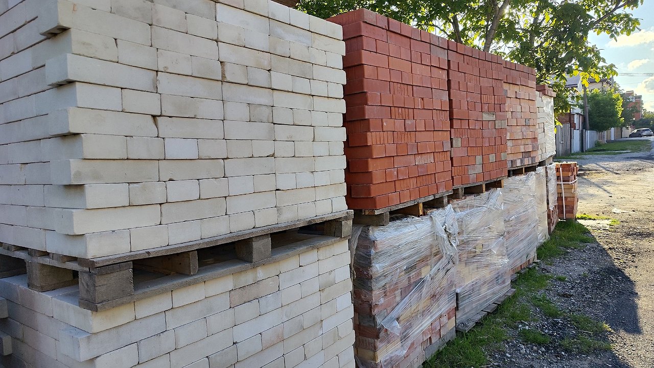 Главная картинка новости: "Газовый" подкуп: в Коми предстанут перед судом экс-сотрудники стройфирмы, нажившиеся на инфраструктуре