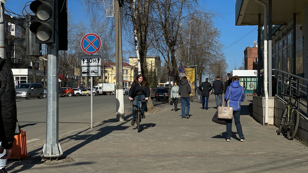 Главная картинка новости: Сразу 11 выходных дней подряд в июне: длинные выходные и сокращенная рабочая неделя "ждут не дождутся" россиян летом