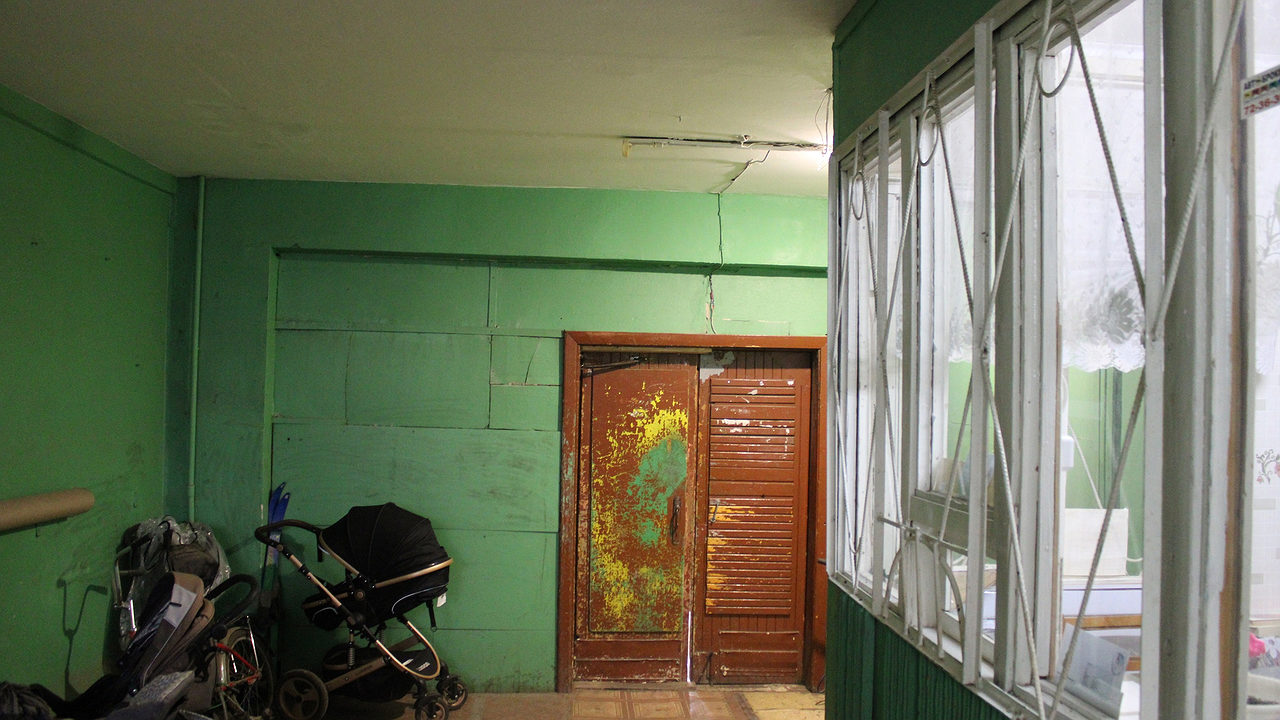 Главная картинка новости: Вашу квартиру заберут не спрашивая: россиян стали массово выселять из домов