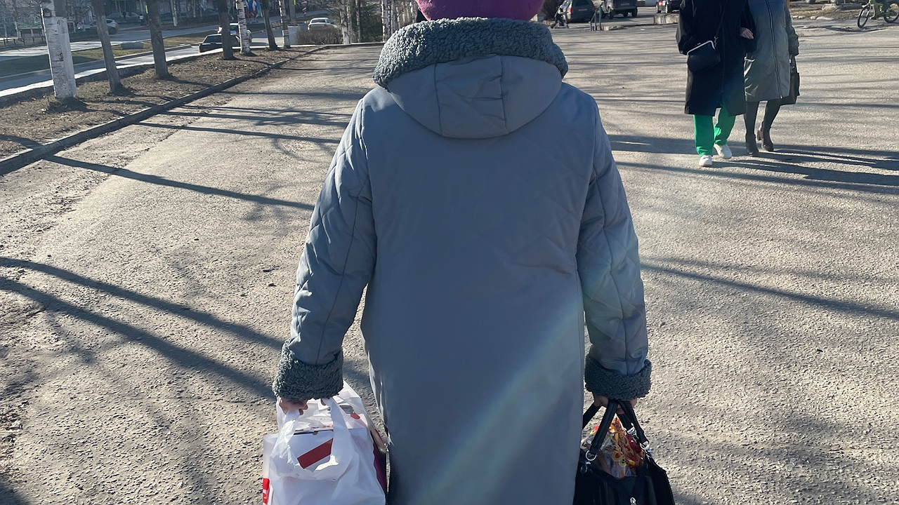 Главная картинка новости: Пенсионерам рассказали о разовой выплате: 10 000 рублей начнут приходить с 19 мая