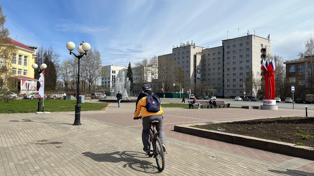 Главная картинка новости: "Синие воротнички" и инженеры: какие профессии востребованы в Коми