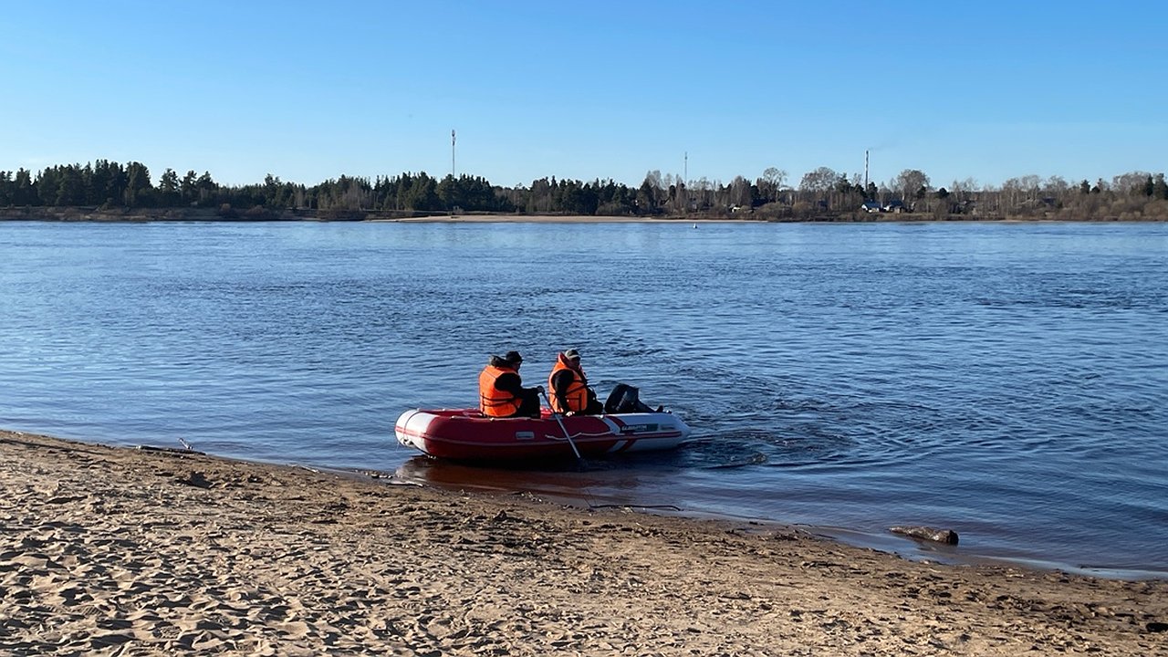 Главная картинка новости: В Усинске спасли блуждающих по болотам рыбаков