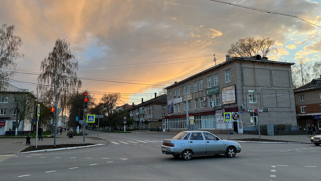 Главная картинка новости: От обработчика заявок на дому до мастера лесосплава: HH.ru выявил самые необычные вакансии в Коми