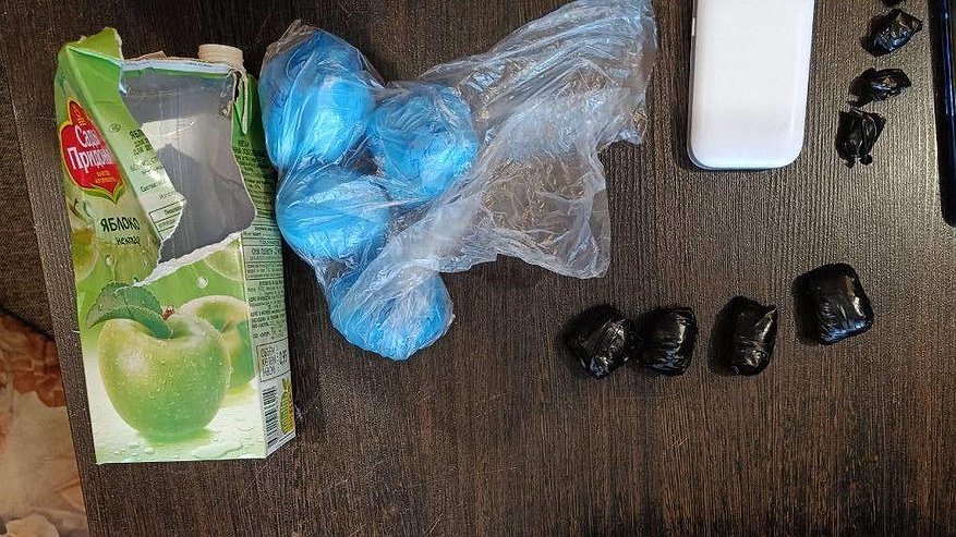 Главная картинка новости: Жительница Коми отправится в колонию на 7 лет за попытку сбыта крупной партии наркотиков через интернет