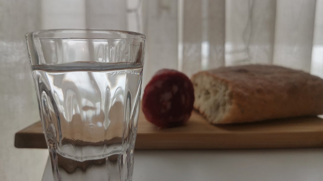 Главная картинка новости: В Коми мужчина получил условный срок за удар стаканом, после которого скончалась сожительница