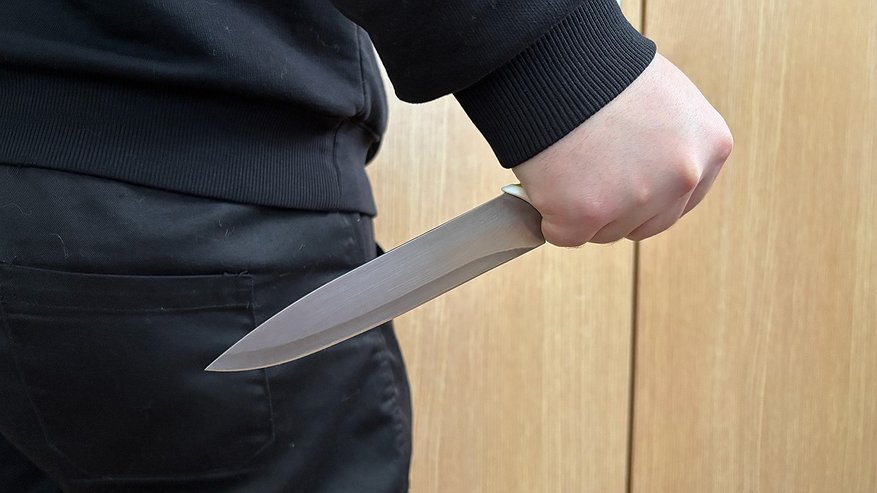 Главная картинка новости: Житель Коми проведет 11 лет в колонии за покушение на убийство из-за ревности
