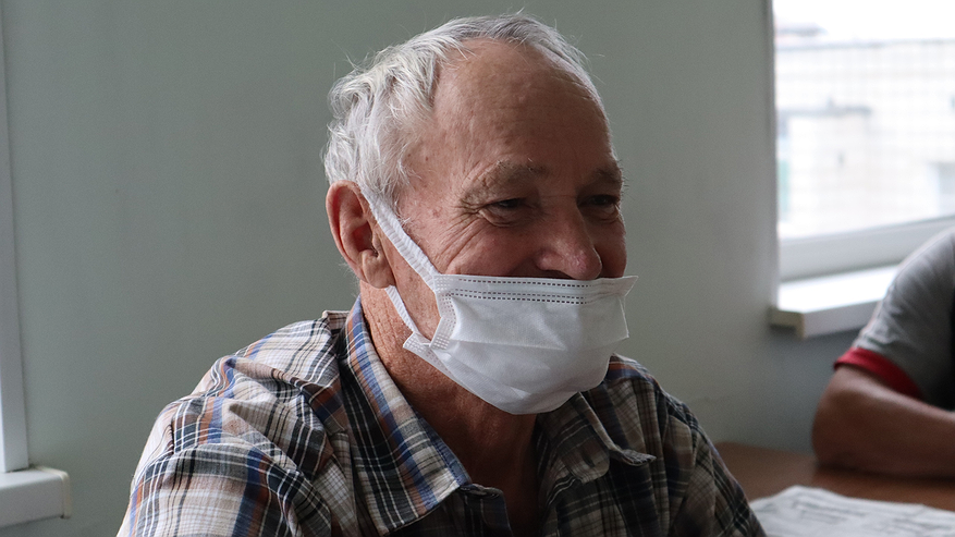 Главная картинка новости: Выложен новый график выхода на пенсию с 2025-го - список составлен по годам