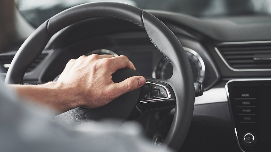 Главная картинка новости: Можно ли сразу глушить двигатель, когда работает вентилятор охлаждения – запомните раз и навсегда