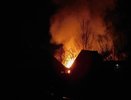 В Усинске частный дом охватило пламя