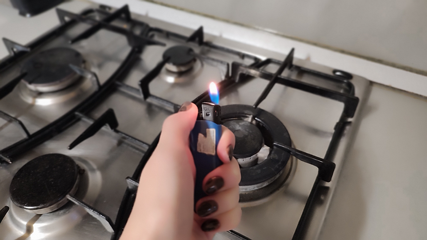 Главная картинка новости: Плиту теперь можно выкидывать: россиянам начнут массово отключать газ с 1 сентября - решение принято