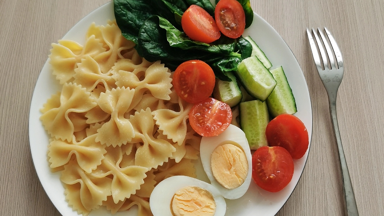 Главная картинка новости: Ученые назвали самый полезный завтрак: не яйца, не овсянка и в два раза полезнее овощей — ем каждый день и в свои 50 и чувствую себя на 20