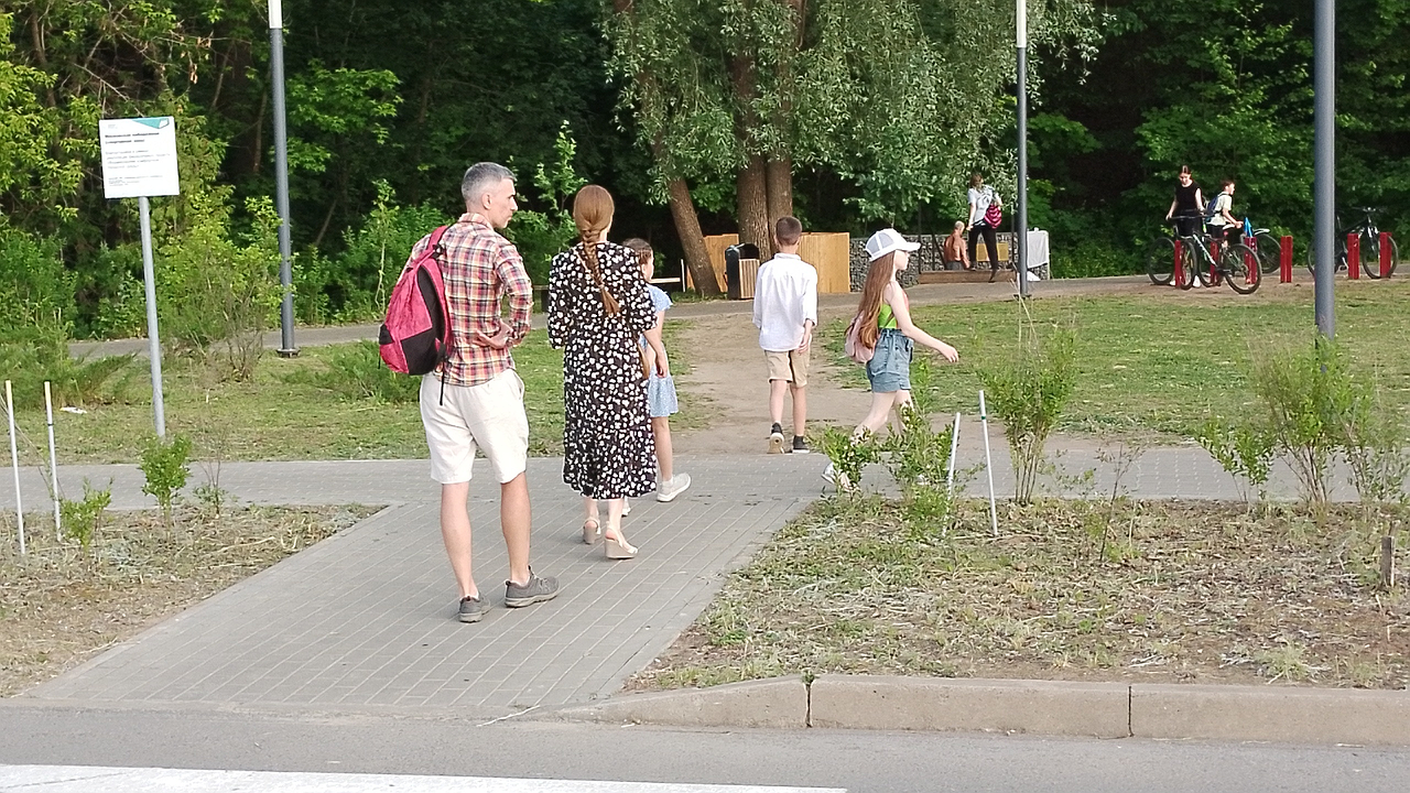 Главная картинка новости: Тельцам стоит избегать рискованных вложений, а Ракам стоит выдохнуть и разрешить себе остановиться