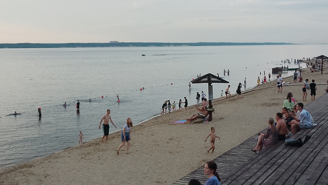 Главная картинка новости: Геленджик: съездил 1 раз, и хватило на всю жизнь. Почему нет желания отдыхать на курорте