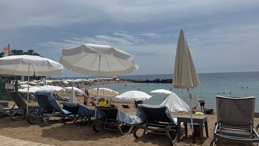 Главная картинка новости: Почему на черноморском побережье Турции никто не отдыхает, кроме самих турок