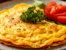 Научили готовить вкуснятину на завтрак за 5 минут: пара яиц и одна пачка творога — и семья уже за столом