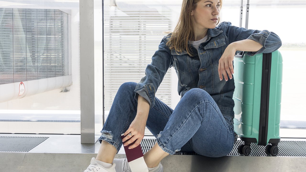 Главная картинка новости: Бортпроводница со стажем рассказала, что скрывают авиакомпании: «Мне сверху видно все, и это не то, что вы думаете»