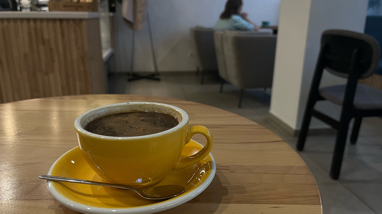 Главная картинка новости: Растворимый кофе — это вообще кофе? Разбираем мифы, правду и скрытые технологии