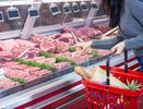 Купив в Светофоре мясо по 180 рублей и выкинув кости, получим мякоть свинины по 600 р. Дороже чем на рынке
