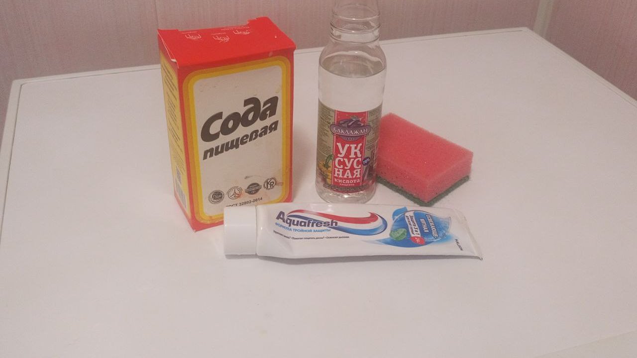 Главная картинка новости: Умные хозяйки смешивают зубную пасту с уксусом и получают лучший результат - вот как используют в хозяйстве