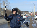 Верховный суд постановил: вот какой поворотник нужно включать при въезде на кольцо — правый или левый