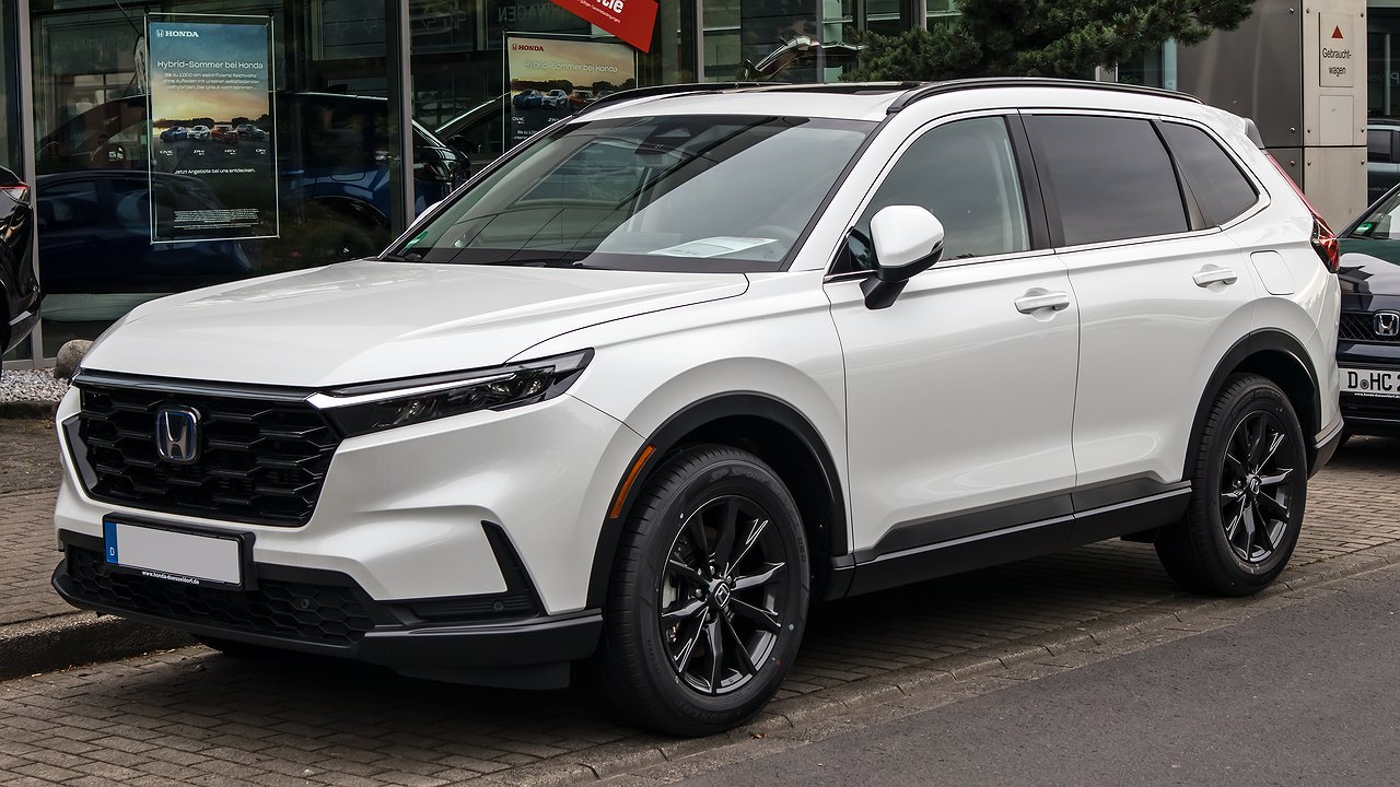 Главная картинка новости: Юбилейный Honda CR-V поступил в автосалоны РФ: улучшенная медиасистема, 193 л.с. и скидка 5600 долларов