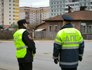Зачем умные водители выходят из автомобиля, если их остановил инспектор ГИБДД
